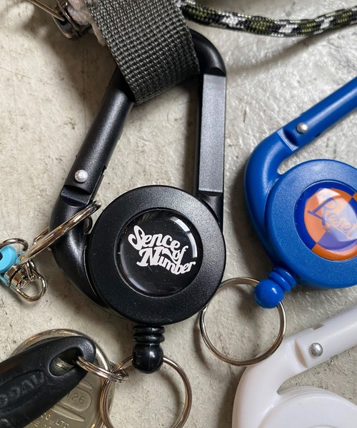 SPINNS キーホルダー リール付きアクリルカラビナキーホルダー - 画像 (6)