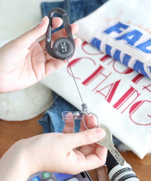 LAKOLE キーホルダー クリアリール付きカラビナ / 326672