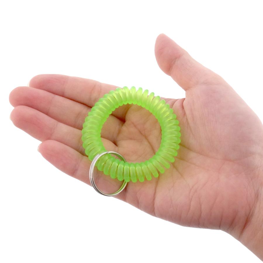 コイルキーホルダー 手首用 100個入 コイルブレスレット 伸縮性 キーホルダーパーツ カラフル 紛失防止 二重リング付き ブラック クリア ブルー グリーン ピンク - 画像 (6)