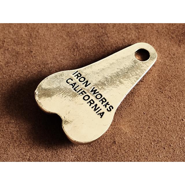 メタル製 キーホルダー(ブーブス)裸体 乳 おっぱい 乳房 バスト アート 美術 チャーム ジョーク セクシー 金具 金属 キーチェーン - 画像 (5)