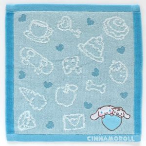 シナモンロール　タオルハンカチ　ハートアップリケ　ブルー