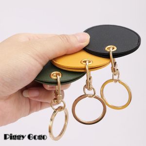 キーホルダー キーリング レディース メンズ レザー調 バッグチャーム プレート ラウンド サークル 円型 丸型 無地 おしゃれ